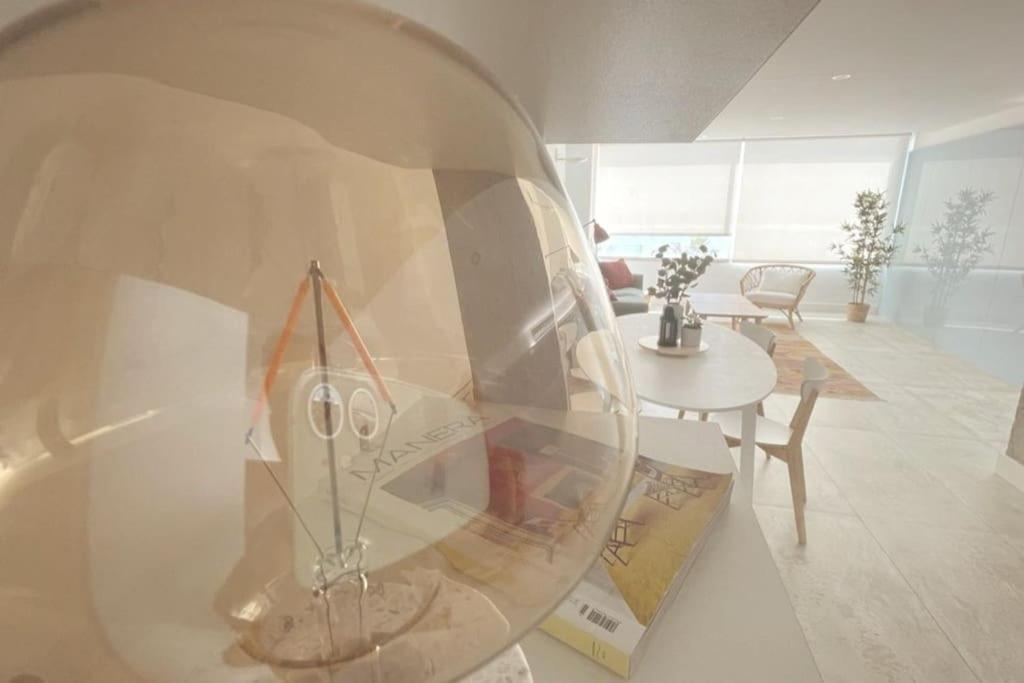 Moderno Y Completo Apartamento Frente Al Mar Málaga Esterno foto