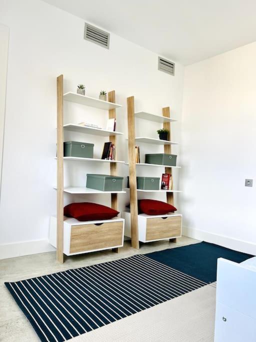 Moderno Y Completo Apartamento Frente Al Mar Málaga Esterno foto